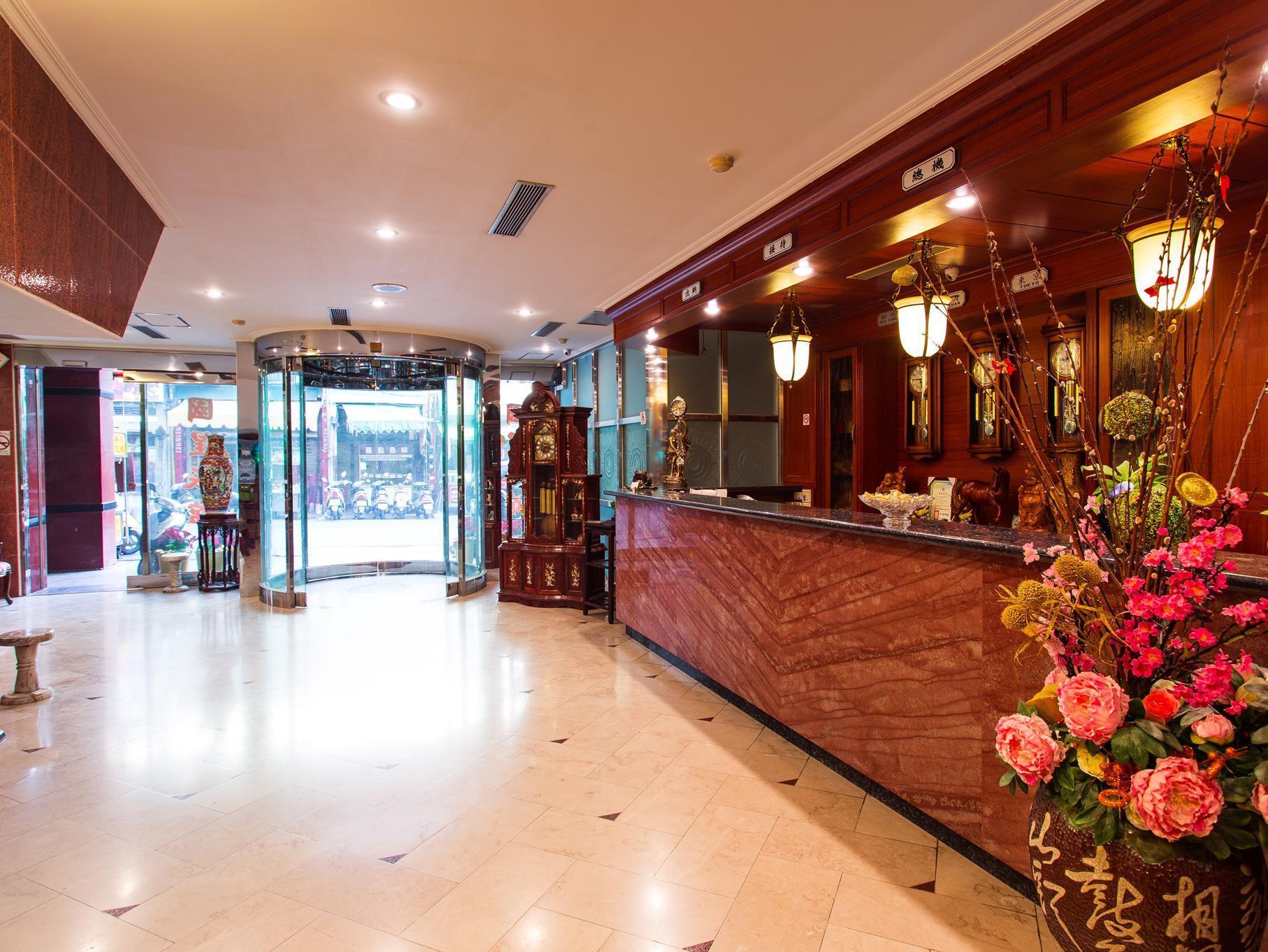 גאושיונג Kousin Hotel מראה חיצוני תמונה